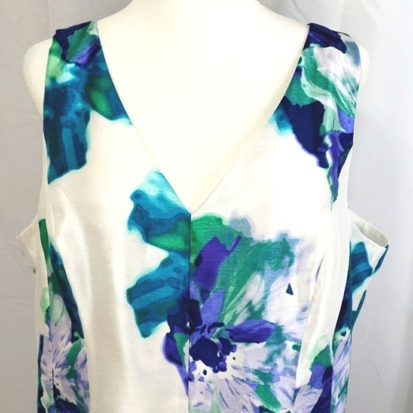 DB Established 1962 White, Purple and Green Floral Dress Size 16 - Picture 2 of 7